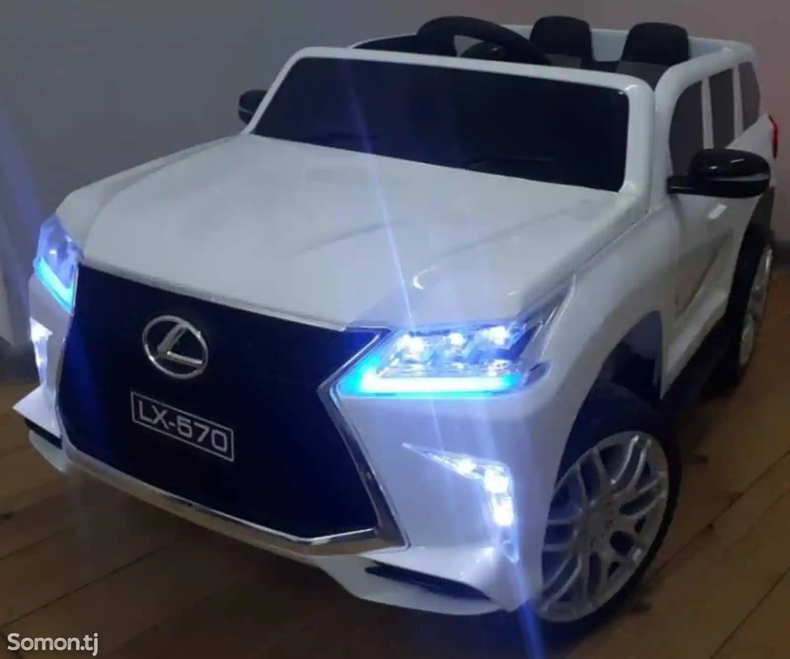 Электромобиль Lexus LX570-1