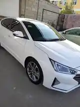 Hyundai Avante, 2019-6