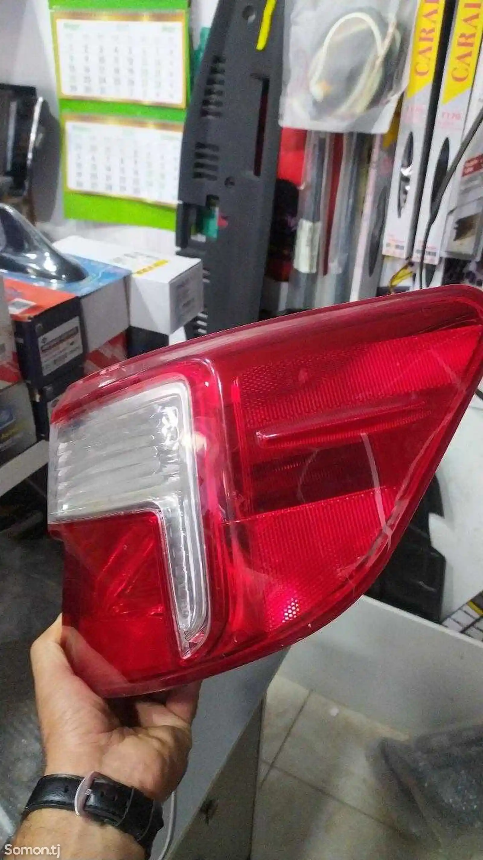 Задние фонари для Toyota-2