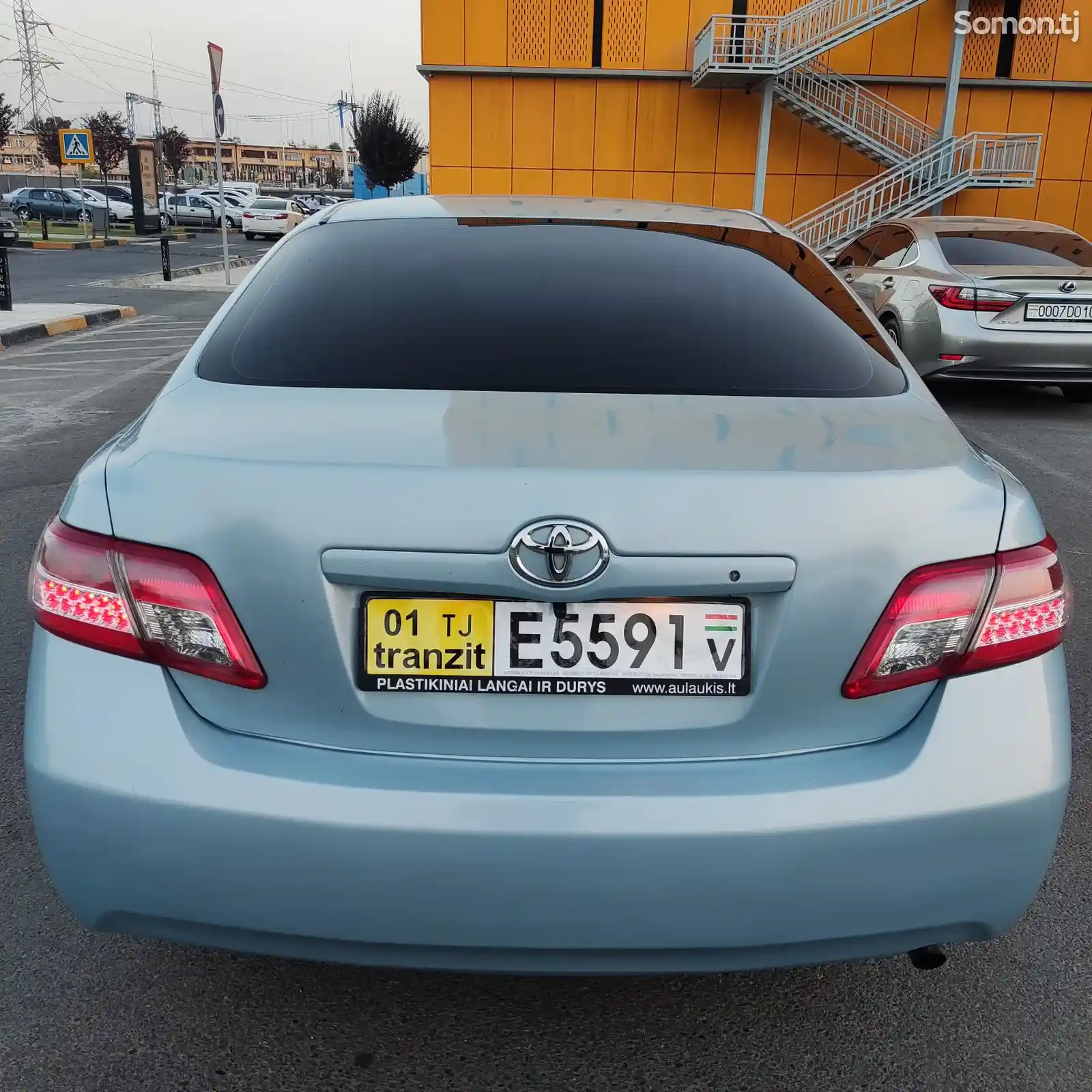 Toyota Camry, 2010-1