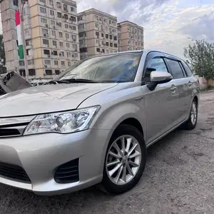 Toyota Fielder, 2014