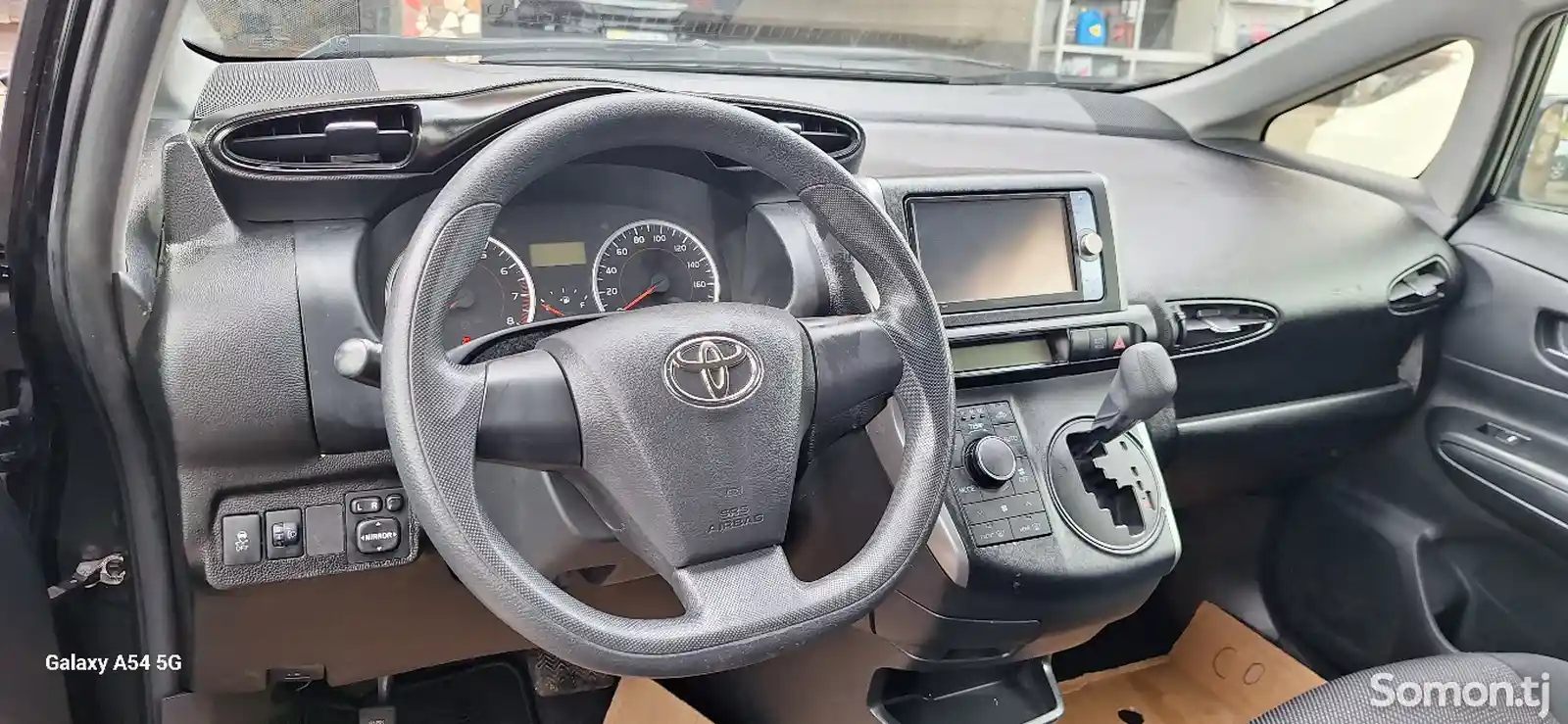 Toyota Wish, 2014-10