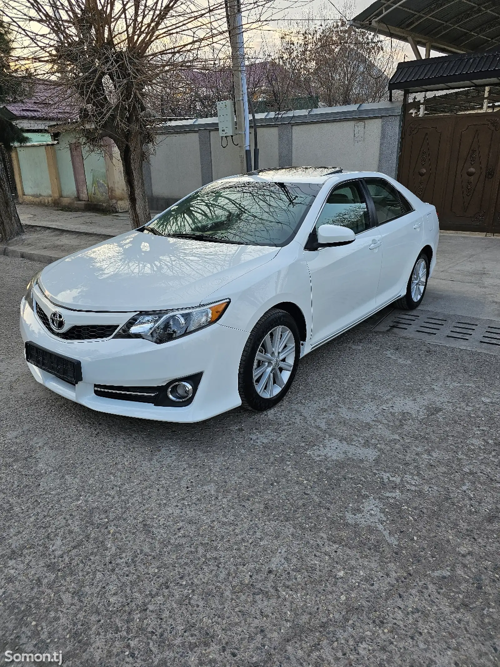 Toyota Camry, 2013-1