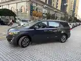 Kia Carnival, 2016-2