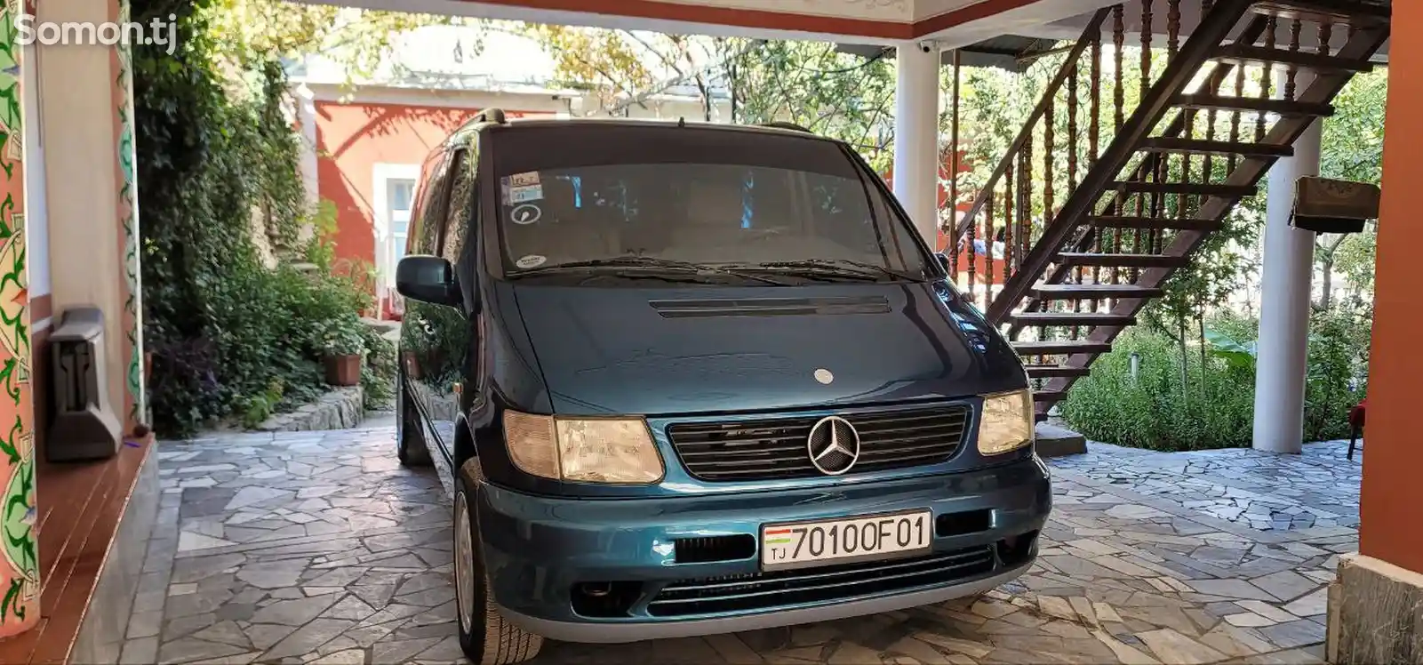 Микроавтобус Mercedes-Benz Vito 638-16