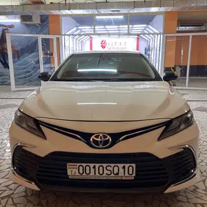 Toyota Camry, 2018