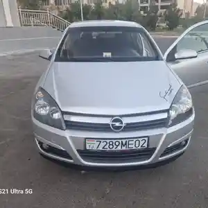 Opel Astra H, 2004