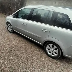 Opel Zafira, 2008