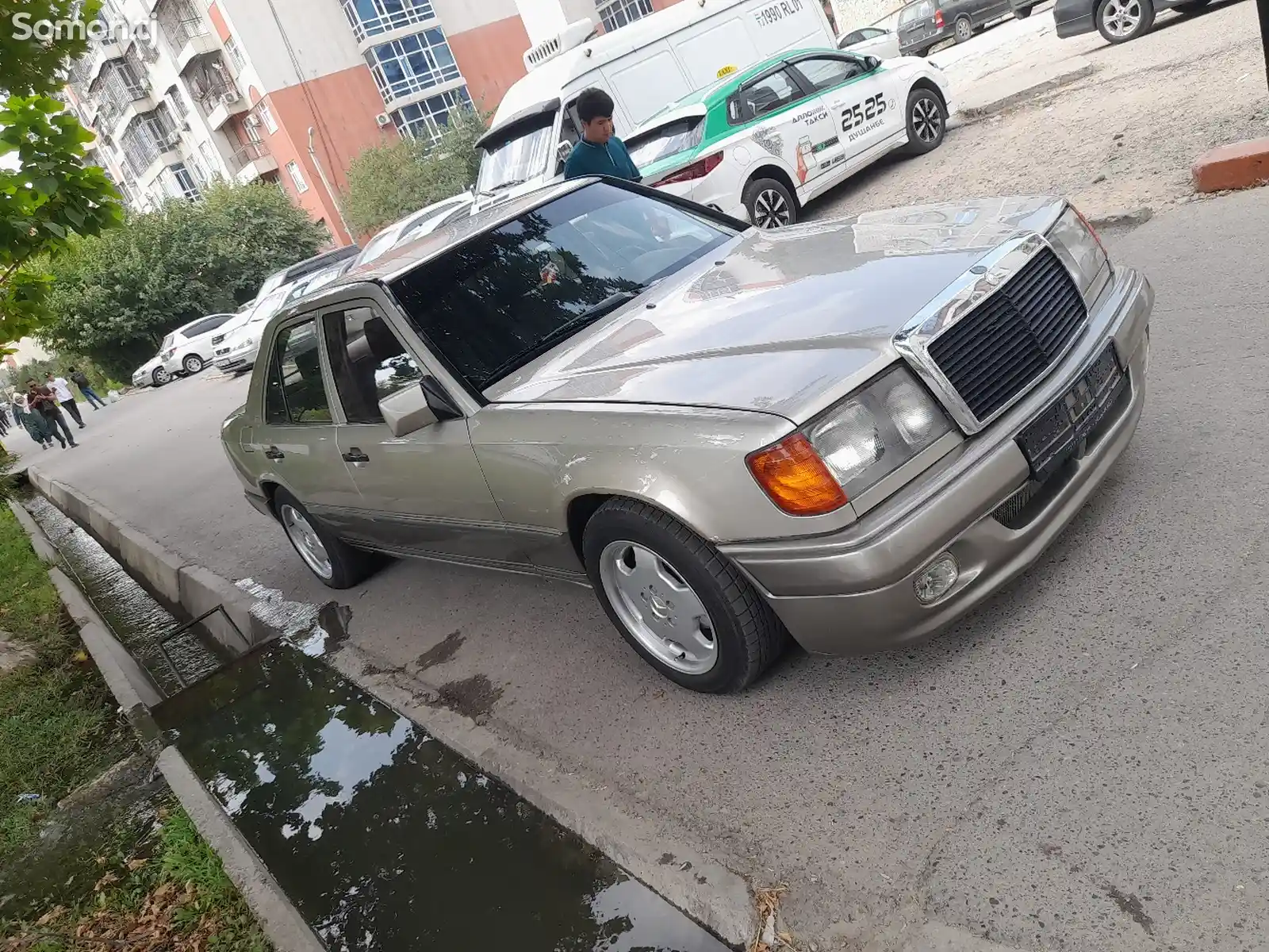 Mercedes-Benz W124, 1990-3