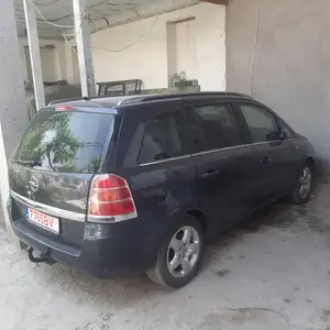 Opel Zafira, 2007