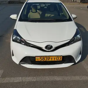 Toyota Vitz, 2014