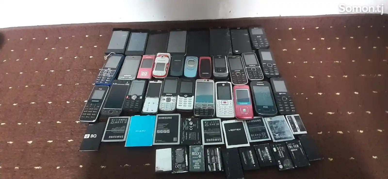 Комплект телефонов на запчасти-2