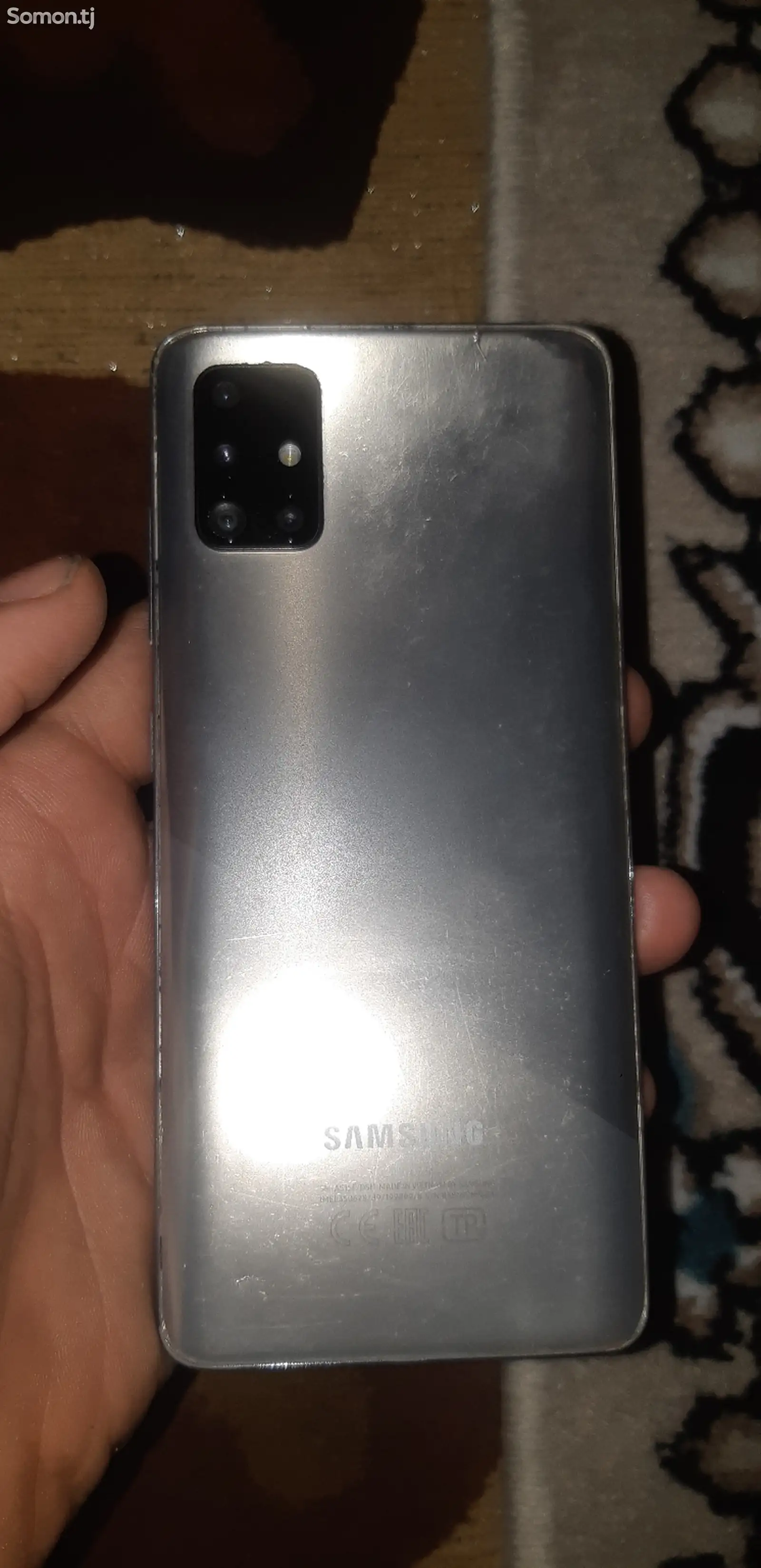 Samsung Galaxy A51-1