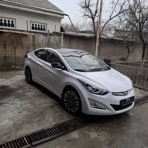 Hyundai Avante, 2015