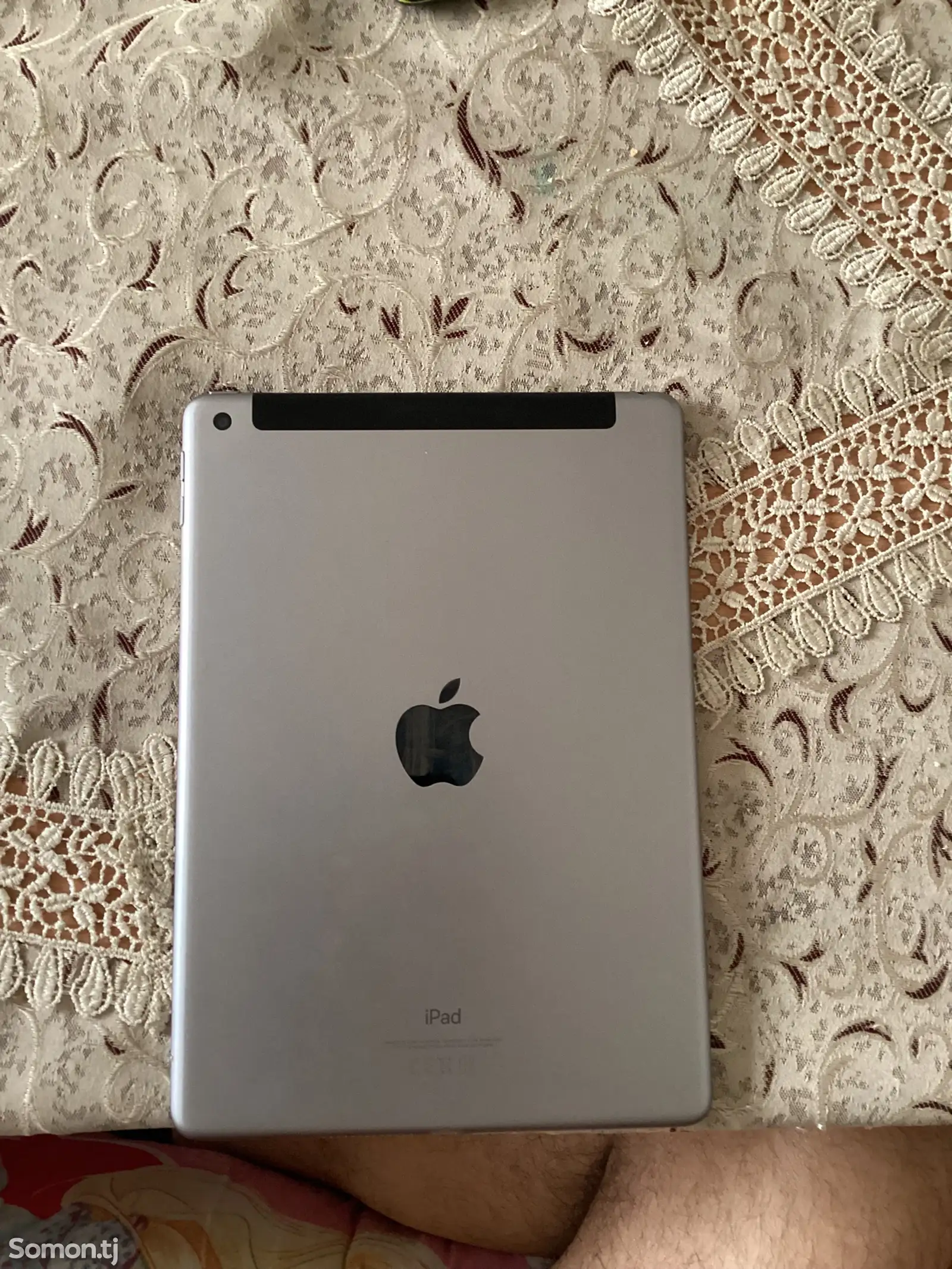 Планшет iPad 6-1