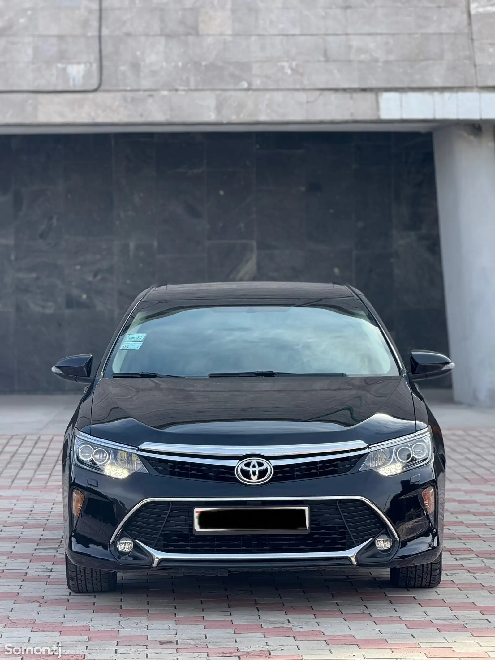 Toyota Camry, 2016-1