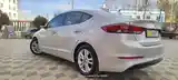 Hyundai Elantra, 2017-4