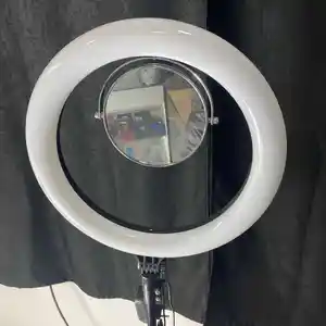 Кольцевая светодиодная лампа