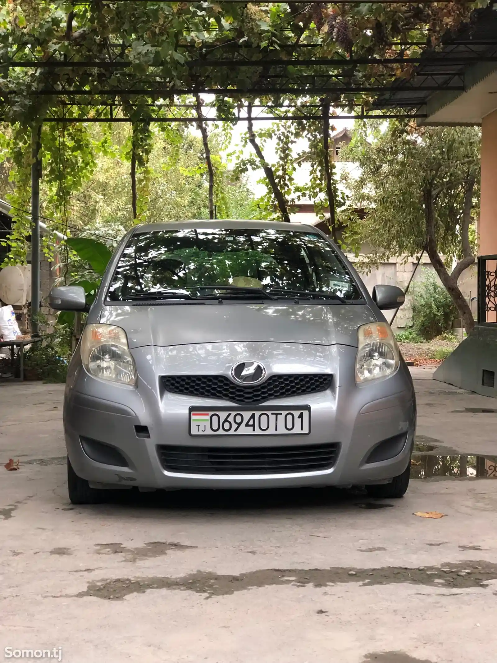 Toyota Vitz, 2010-4