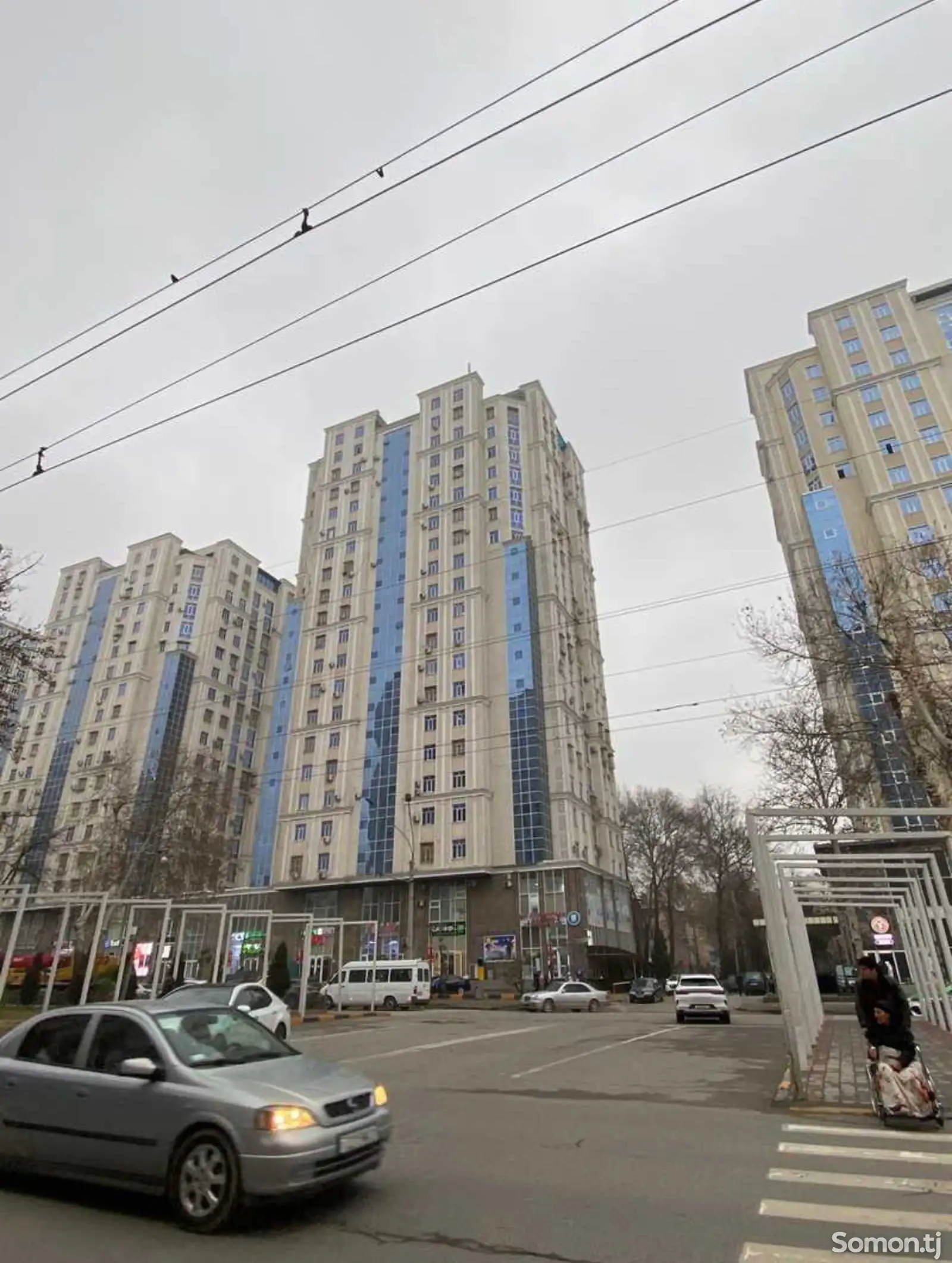 3-комн. квартира, 20 этаж, 65м², Фирдавси-1