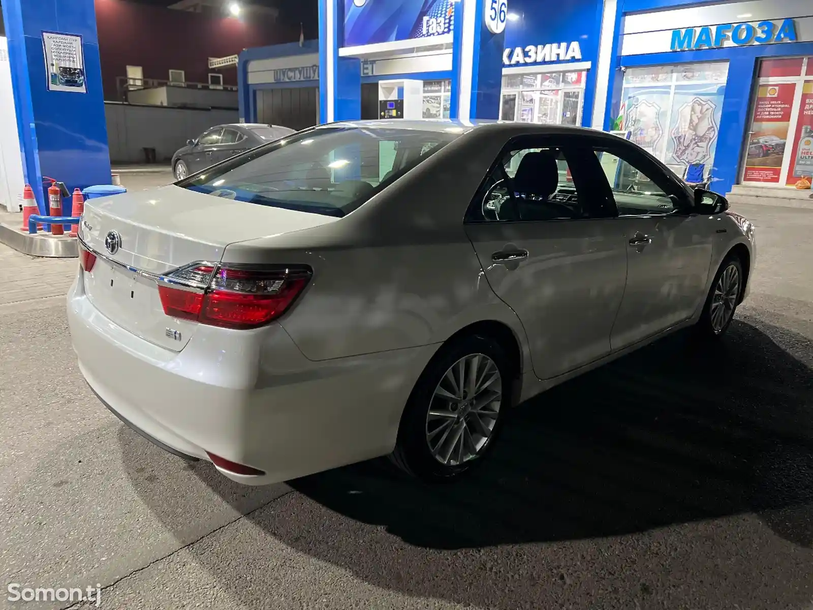 Toyota Camry, 2015-4