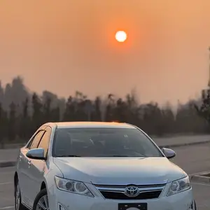 Toyota Camry, 2014