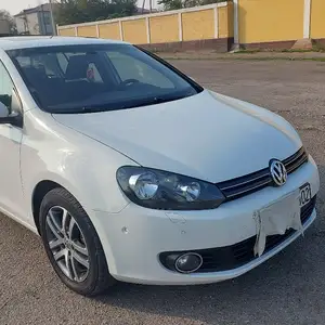 Volkswagen Golf, 2011