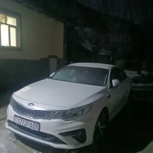 Kia Optima, 2020