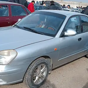 Daewoo Nubira, 2000