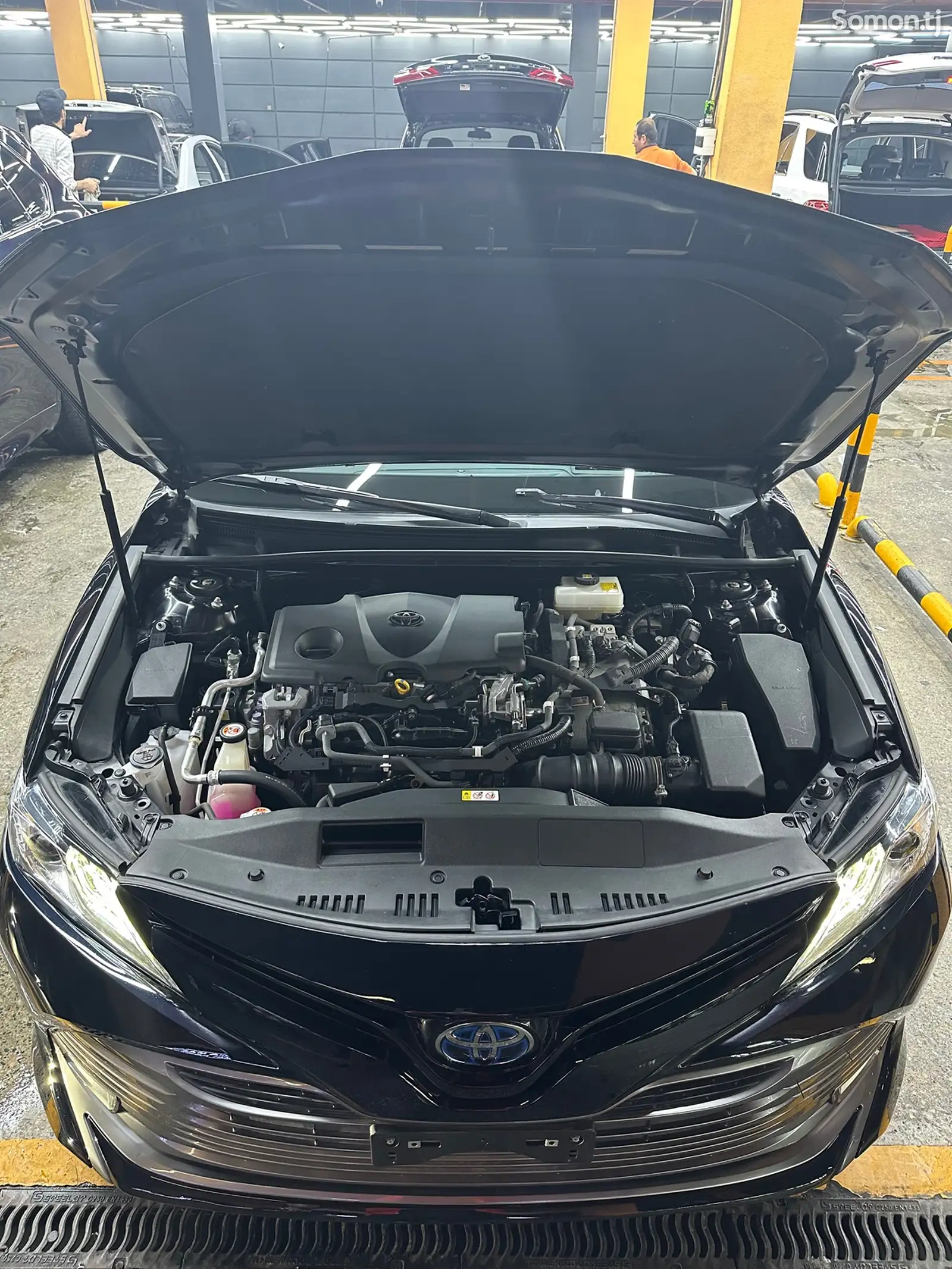 Toyota Camry, 2018-8