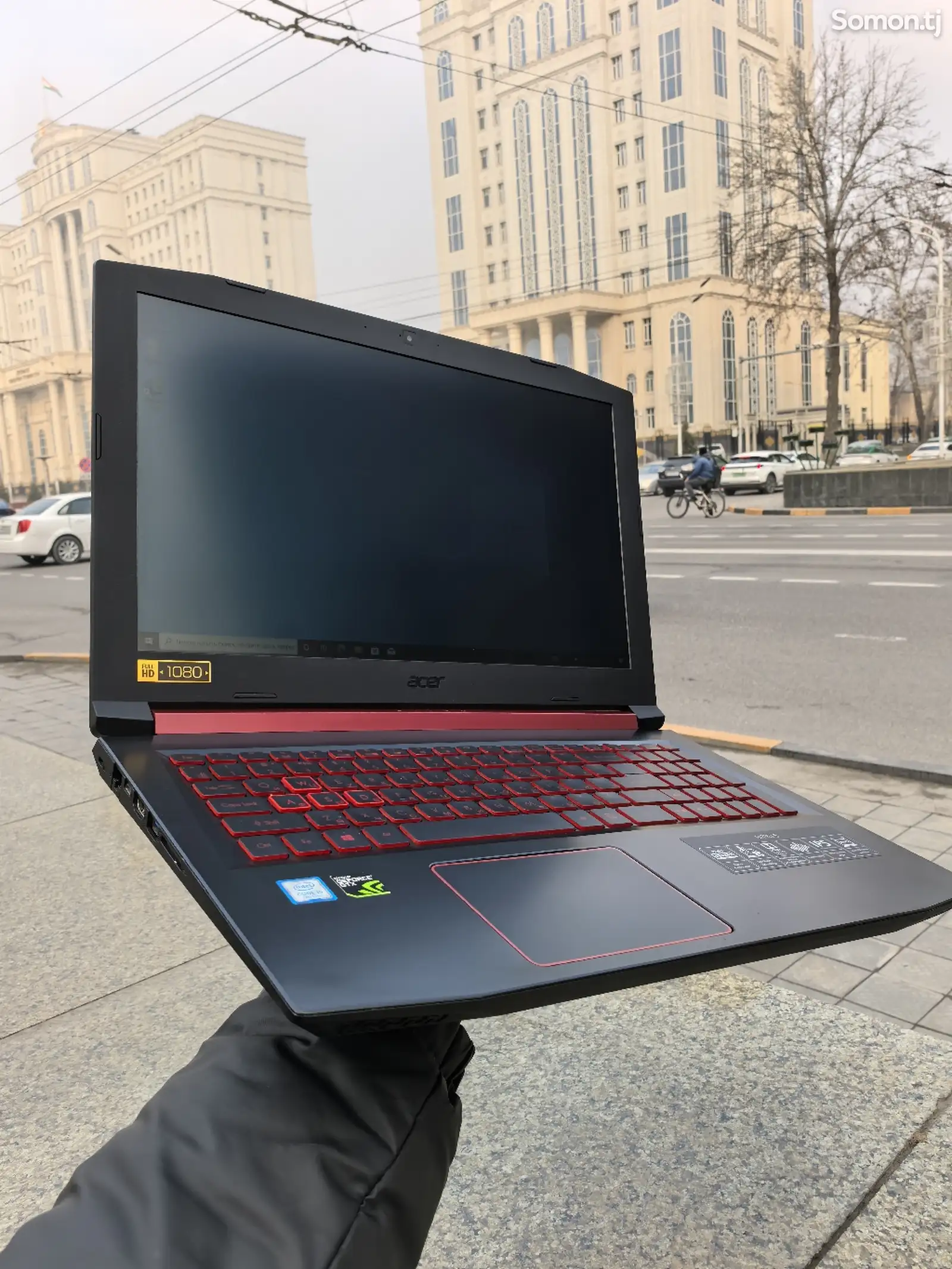 Ноутбук Acer Nitro 5 Core i5-7300HQ 16/256GB SSD/1TB HDD-1