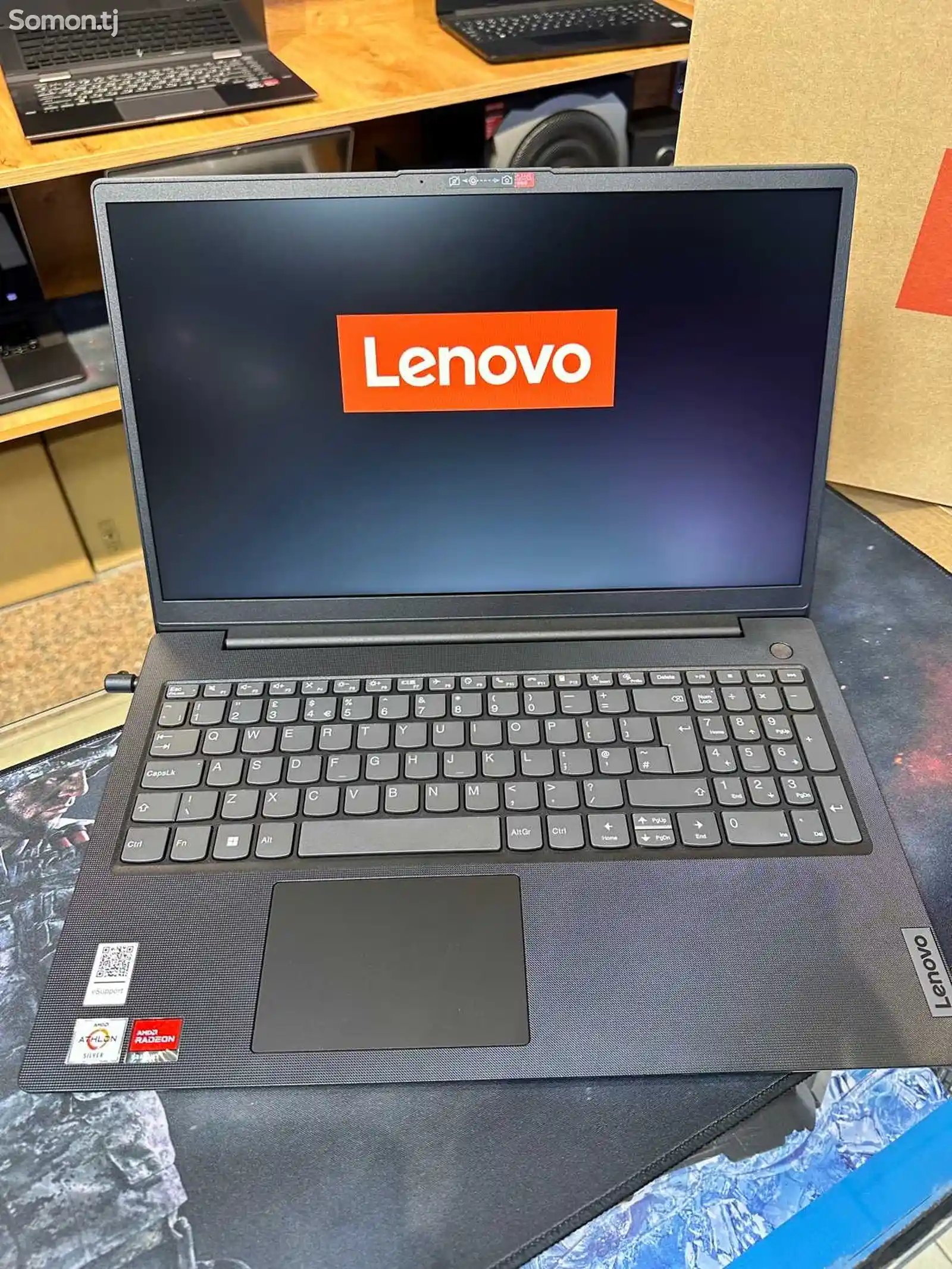 Ноутбук Lenovo black-6