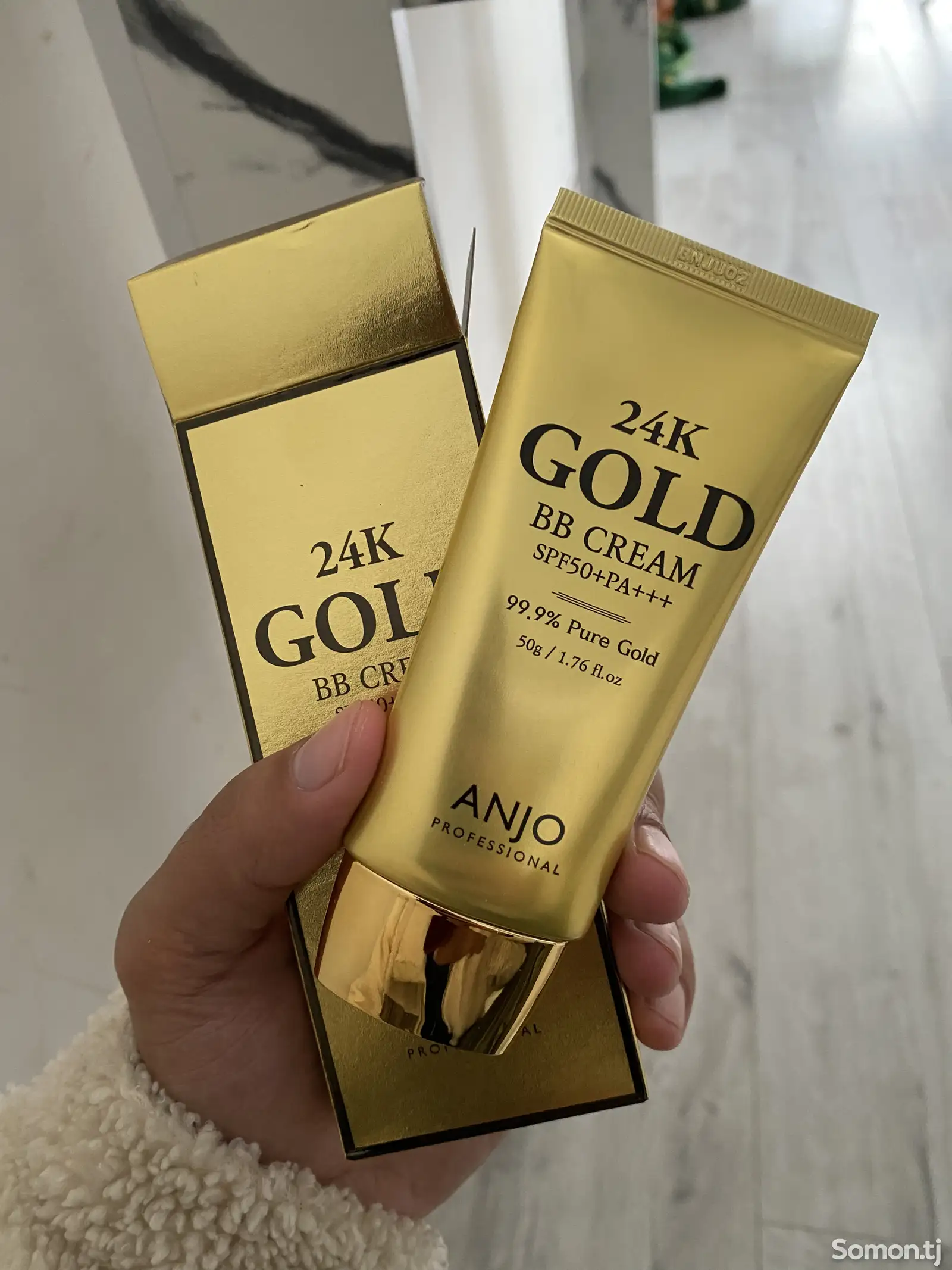 Тональный ВВ крем Gold 24K-1