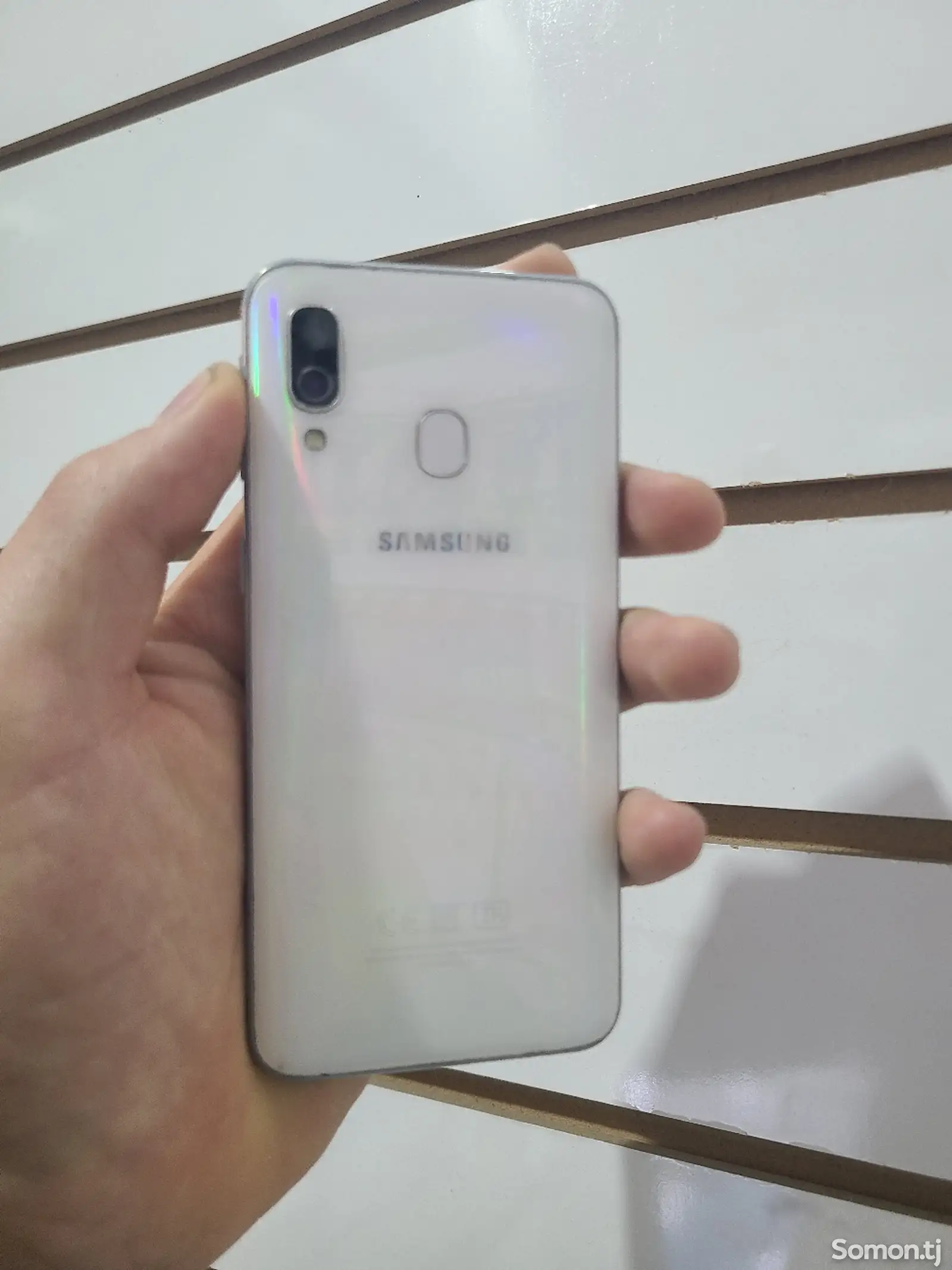 Samsung Galaxy A40-1