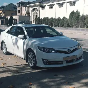 Toyota Camry, 2014