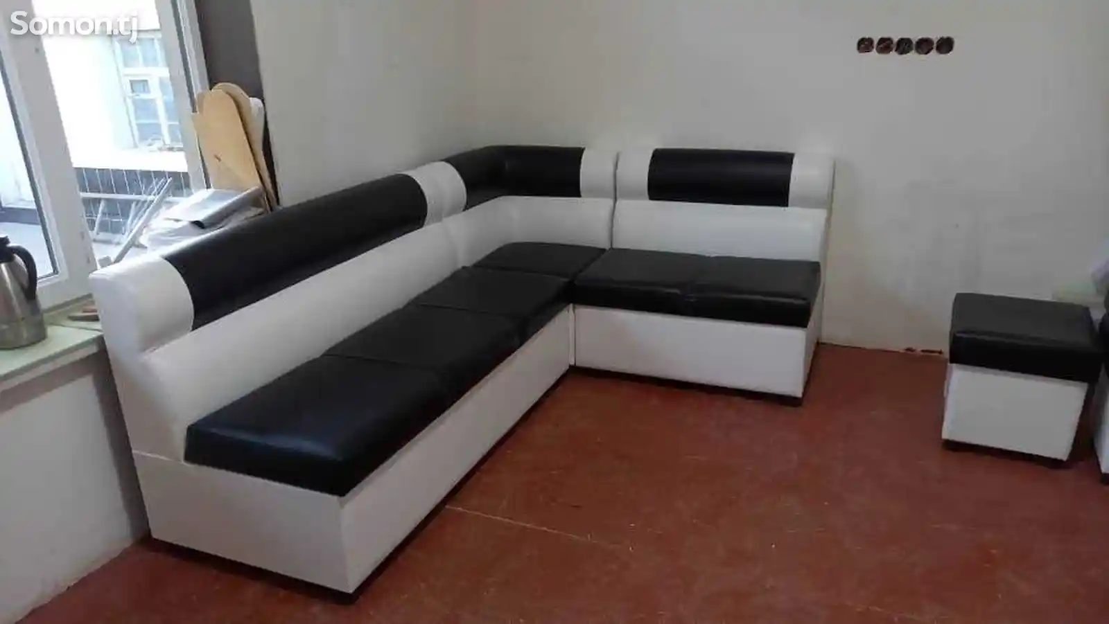 Мягкий диван для кухни на заказ-4