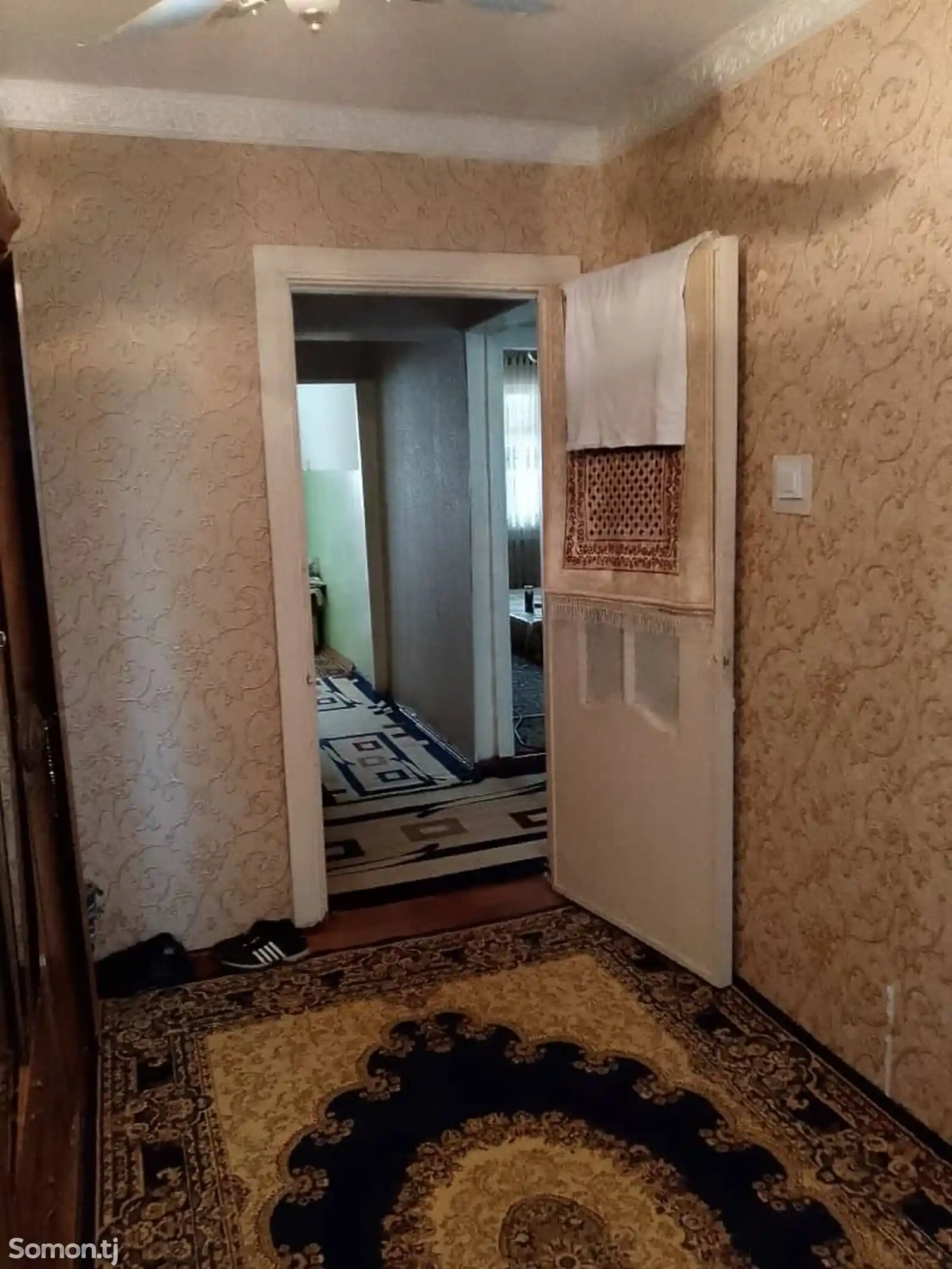 3-комн. квартира, 1 этаж, 60 м², Сино-7