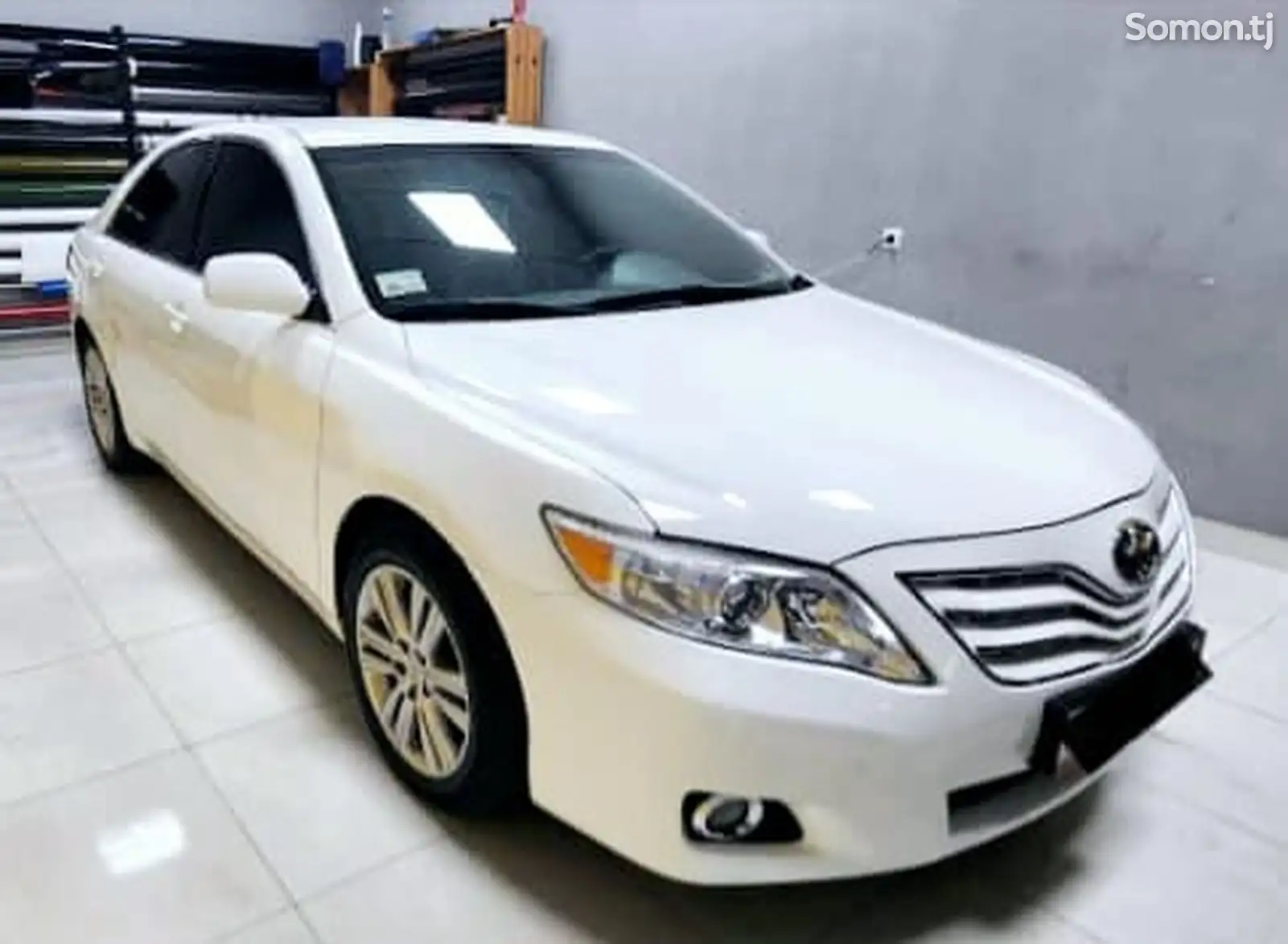 Toyota Camry, 2010-1