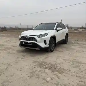 Toyota RAV 4, 2022