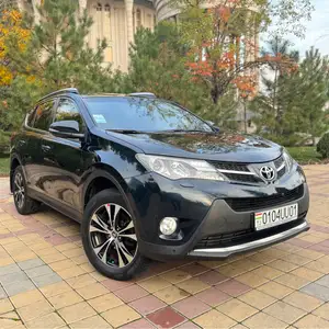 Toyota RAV 4, 2015