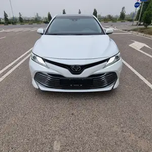 Toyota Camry, 2018