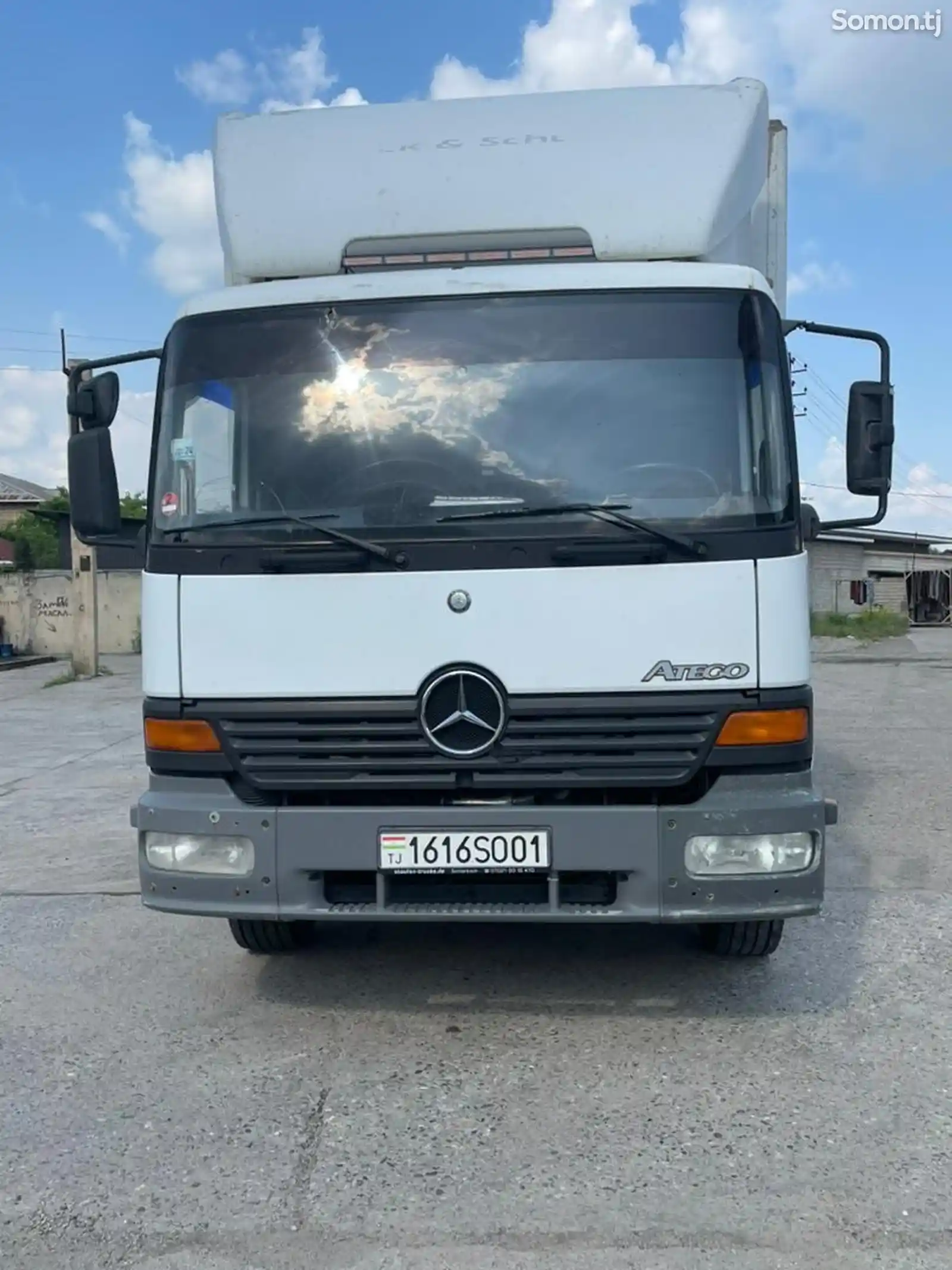 Бортовой грузовик Mercedes-Benz Atego 1223, 2000-1