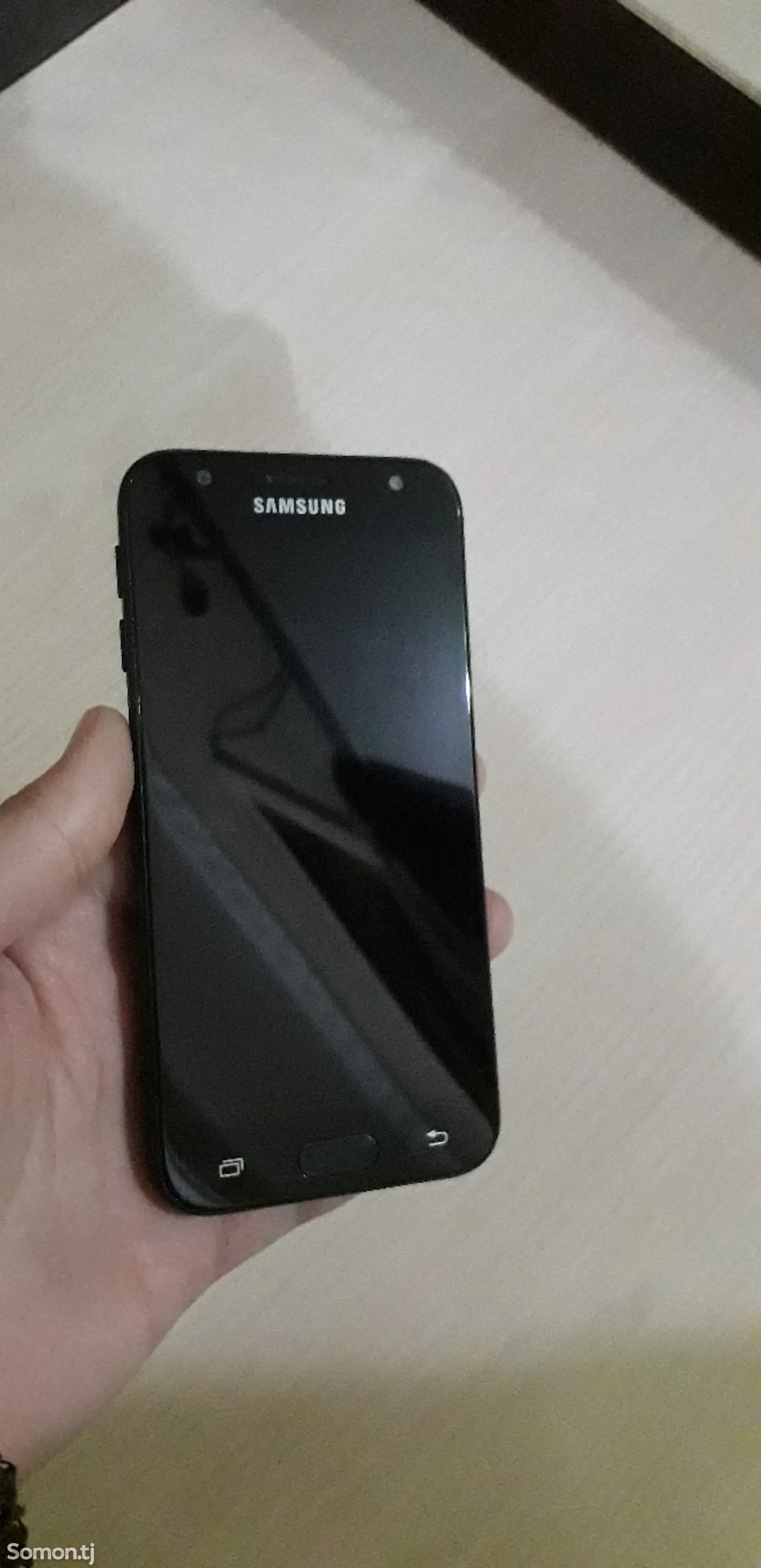 Samsung Galaxy J330