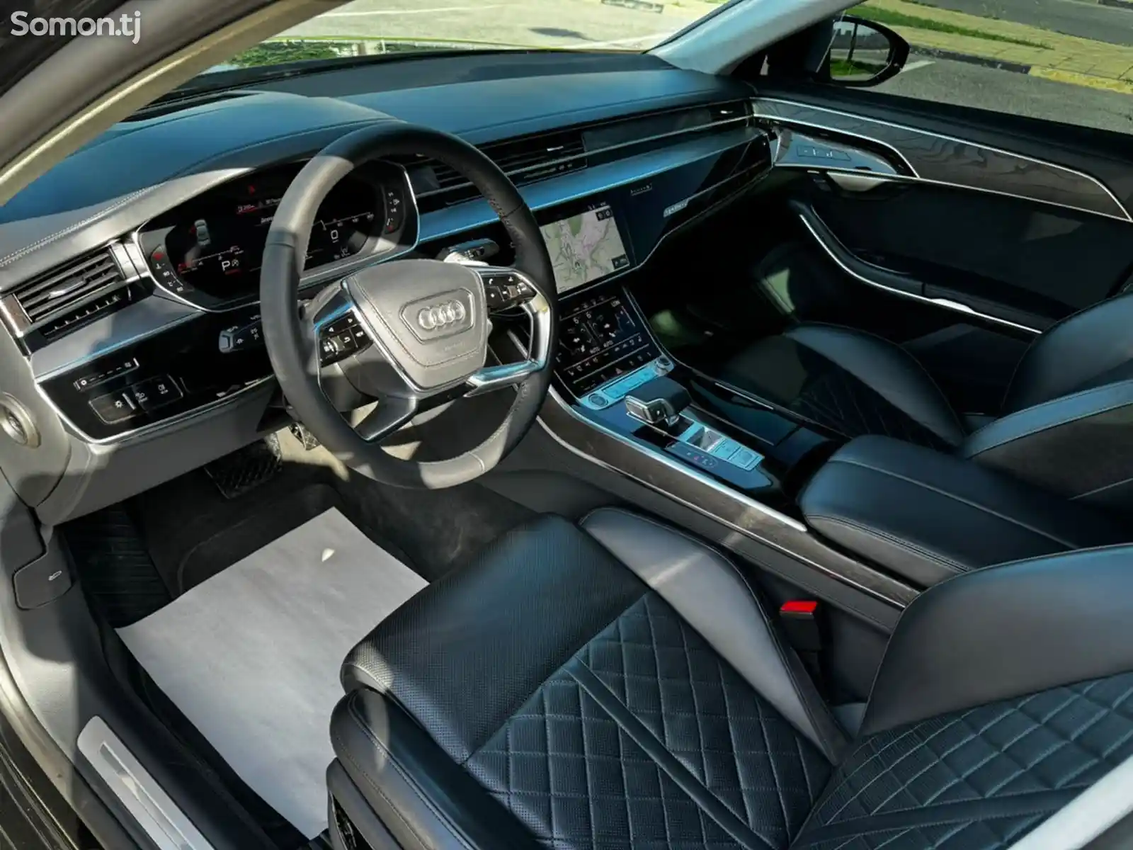 Audi A8, 2022-9