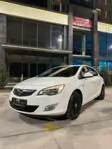 Opel Astra J, 2011-2