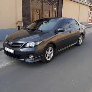 Toyota Corolla, 2011