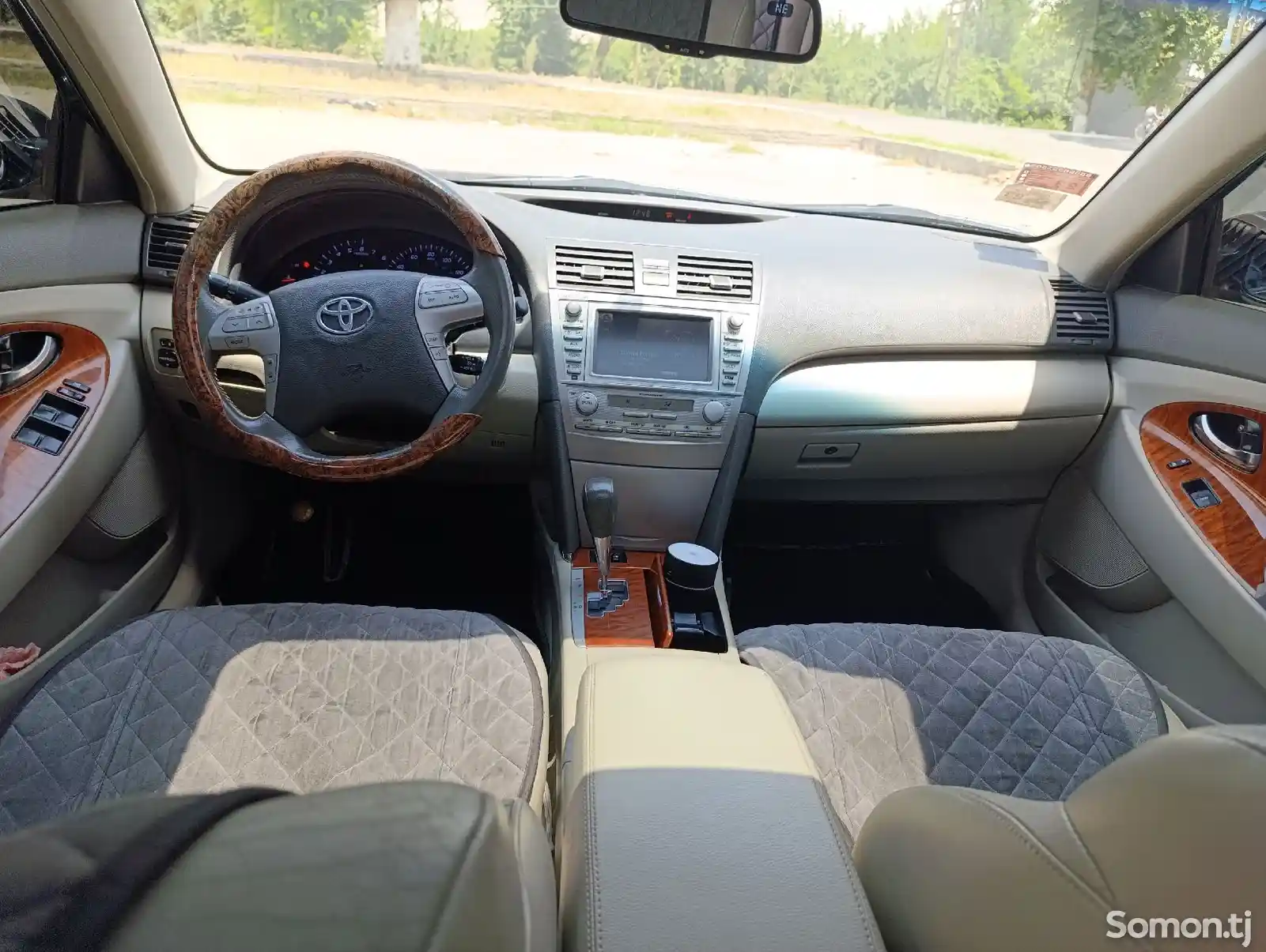 Toyota Camry, 2011-8