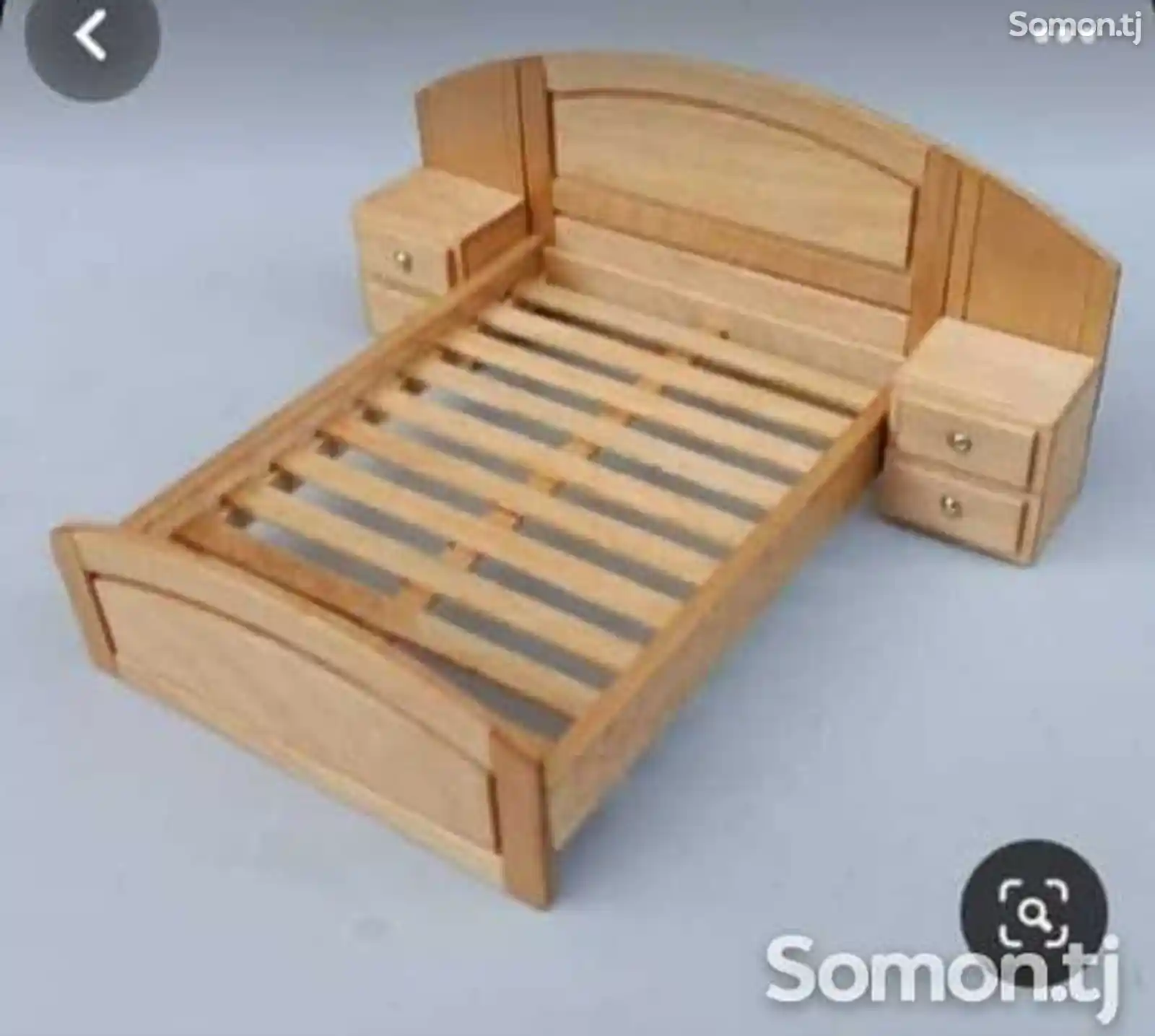 Двуспальная кровать с тумбочкой-5