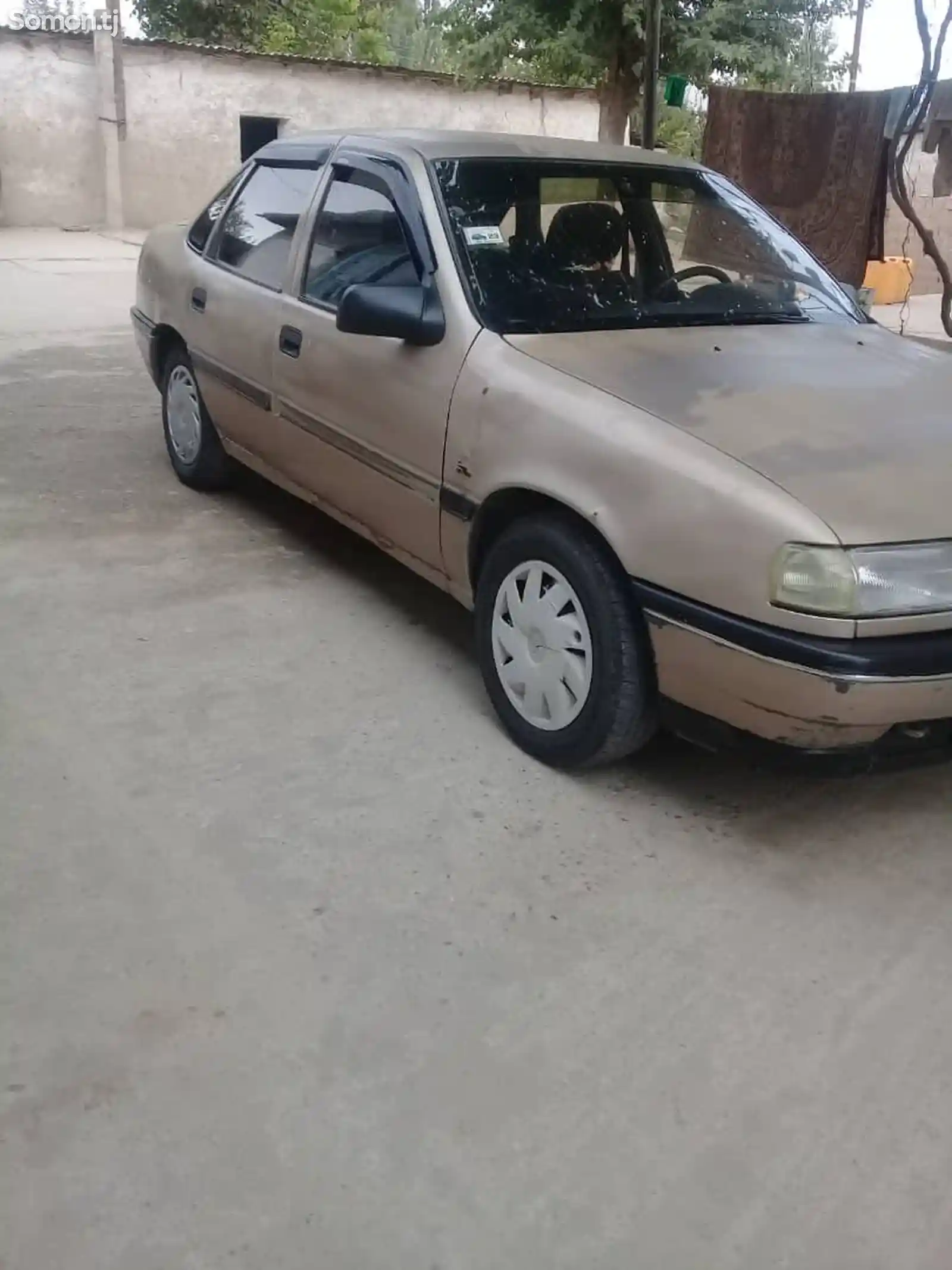 Opel Vectra A, 1992-5