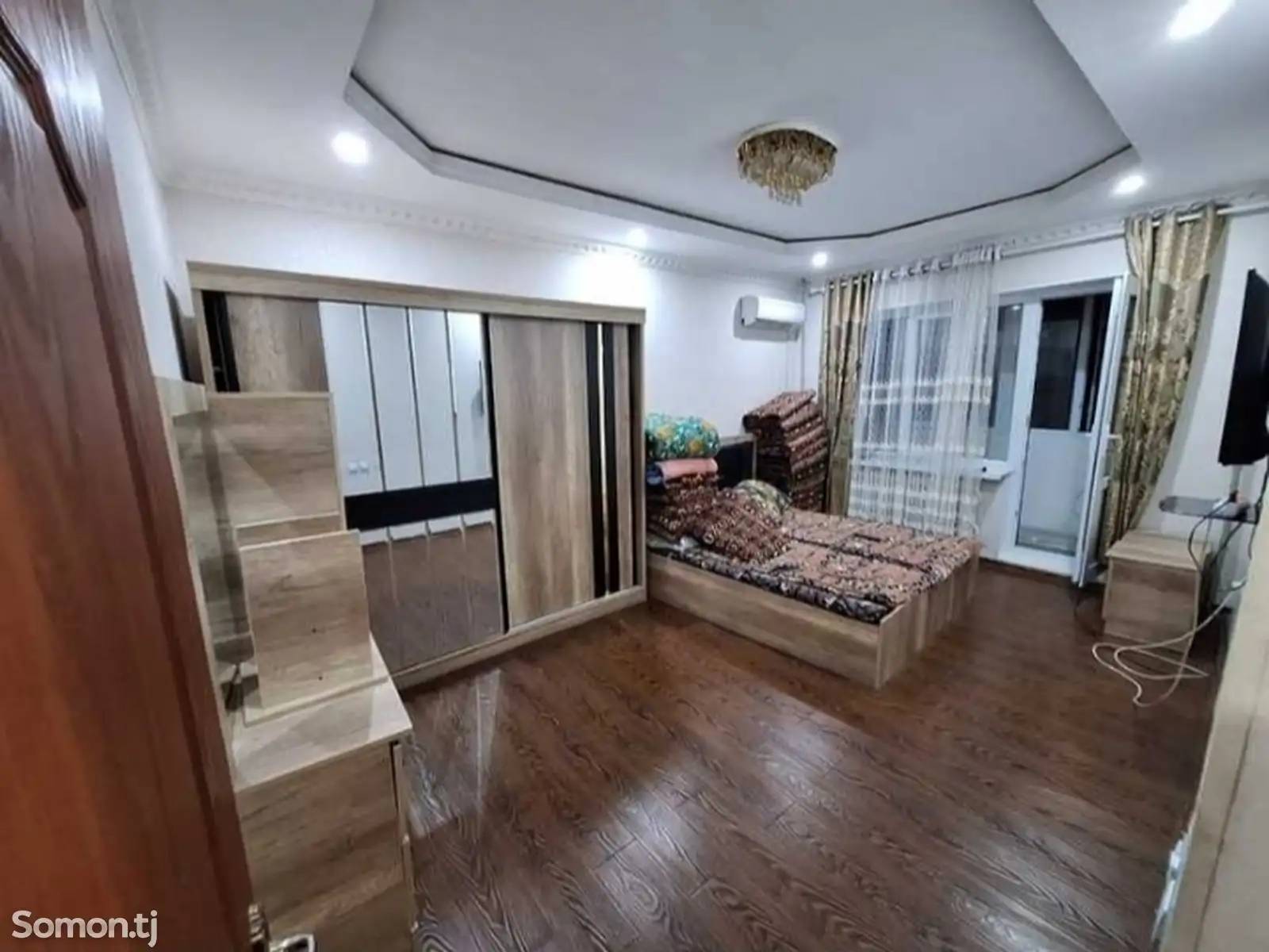 3-комн. квартира, 5 этаж, 90м², 101 мкр-1